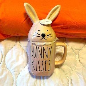 Rae Dunn Bunny Kisses mug set